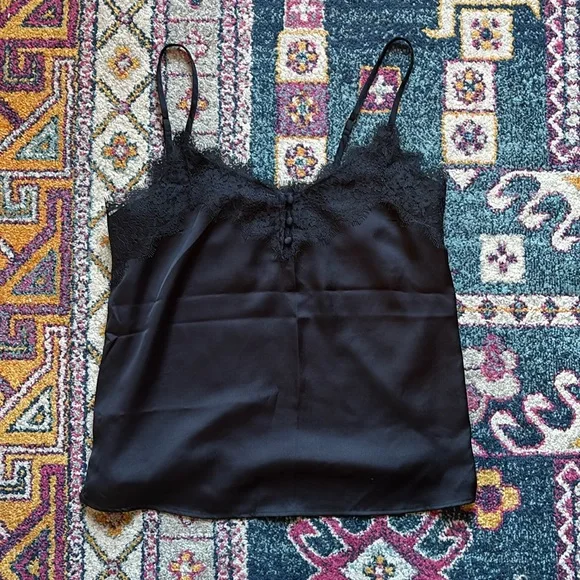 Abercrombie Black Lace Cami Size Medium - Picture 2 of 3